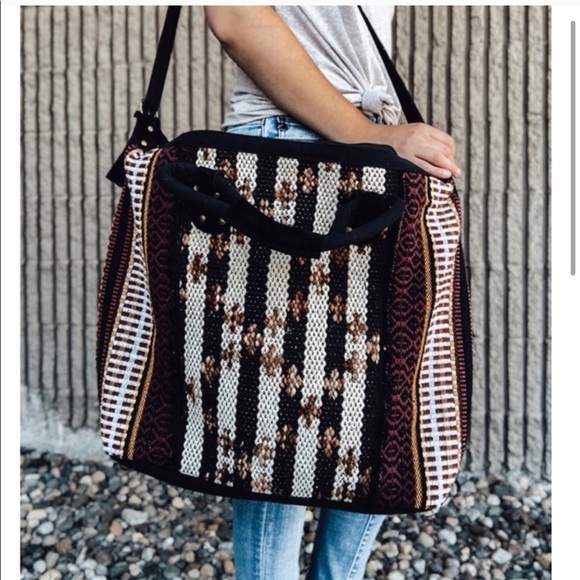 New! Sale 🔥 Huge Boho Carpet Bag Heavyweight Thick Travel Bag - Picture 3 of 8